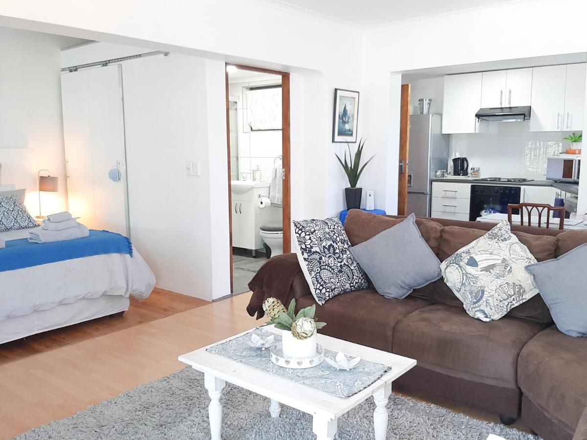 Umtamvuna View Cabanas พอร์ตเอ็ดเวิร์ด ภายนอก รูปภาพ
