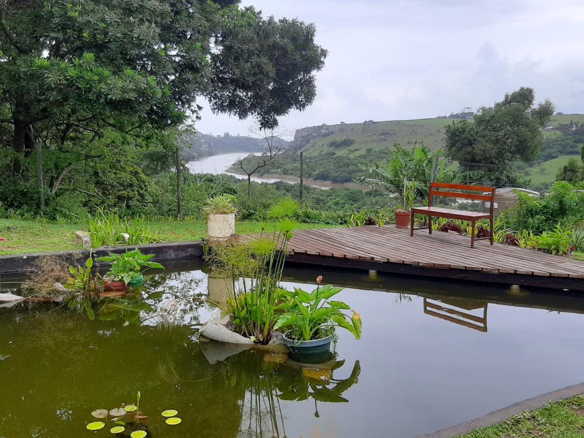 Umtamvuna View Cabanas พอร์ตเอ็ดเวิร์ด ภายนอก รูปภาพ